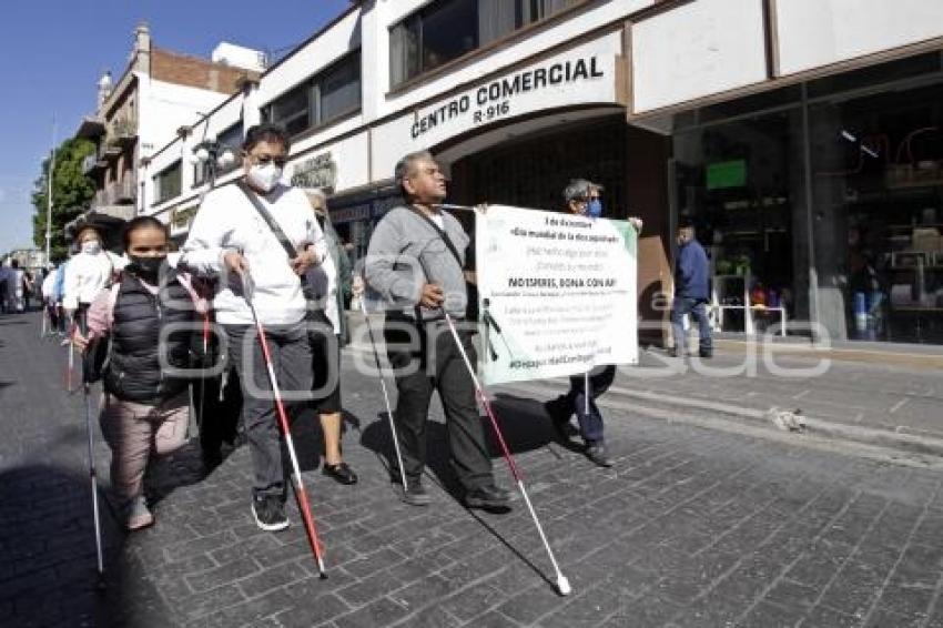 MANIFESTACIÓN . DISCAPACITADOS VISUALES