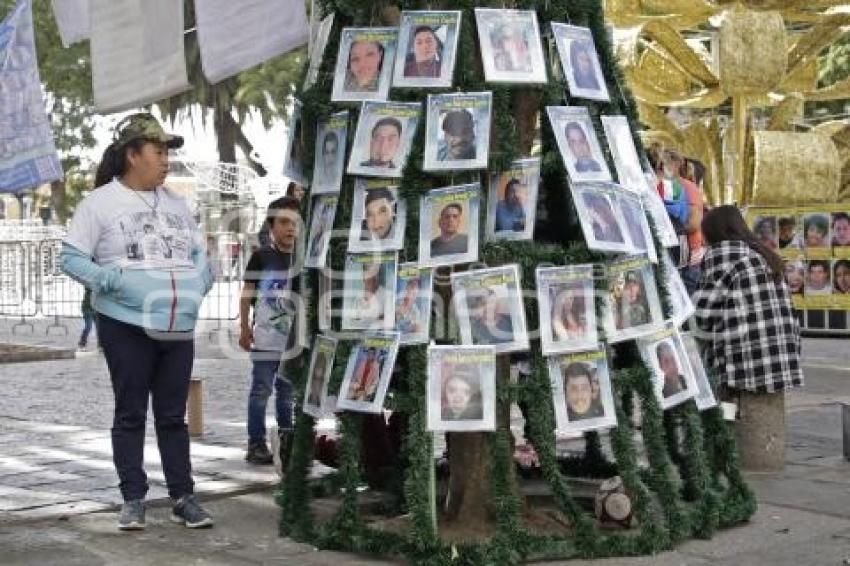 VOZ DE LOS DESAPARECIDOS . ÁRBOL DE NAVIDAD