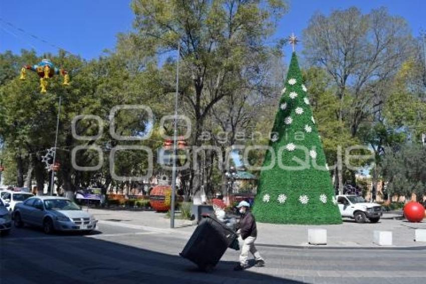 TLAXCALA . DECORACIÓN NAVIDEÑA