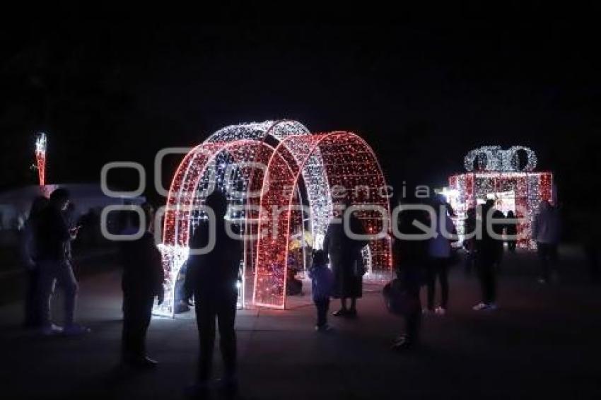 SAN ANDRÉS CHOLULA . ILUMINACIÓN NAVIDEÑA