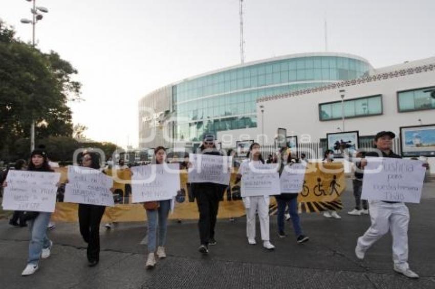 PROTESTA . ESTUDIANTE ATROPELLADA