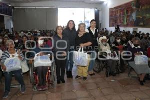 SAN ANDRÉS CHOLULA . ENTREGA COBERTORES 