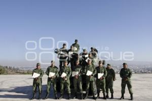 ZONA MILITAR . GRADUACIÓN
