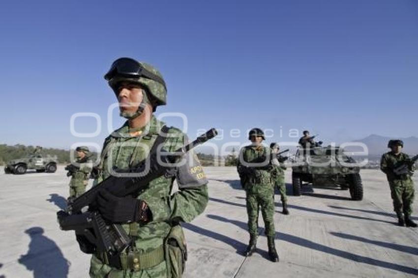 ZONA MILITAR . GRADUACIÓN
