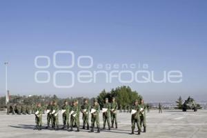 ZONA MILITAR . GRADUACIÓN
