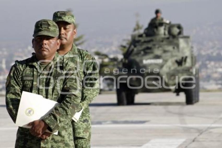 ZONA MILITAR . GRADUACIÓN
