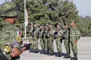 ZONA MILITAR . GRADUACIÓN
