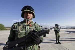 ZONA MILITAR . GRADUACIÓN
