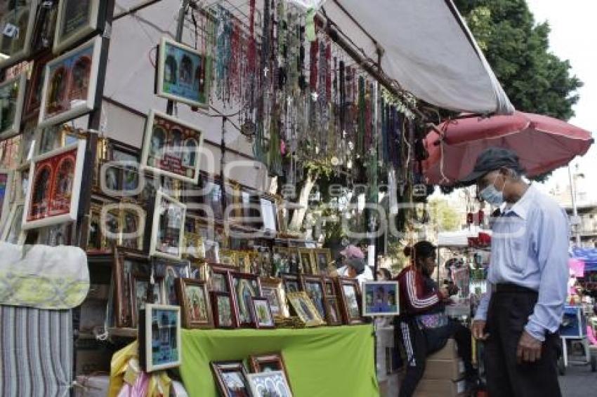 VILLITA GUADALUPANA . VENDEDORES