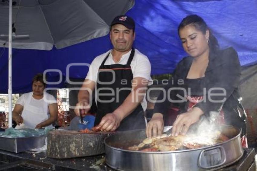 VILLITA GUADALUPANA . VENDEDORES
