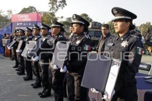 AYUNTAMIENTO . GRADUACIÓN POLICÍAS