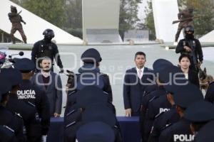 AYUNTAMIENTO . GRADUACIÓN POLICÍAS