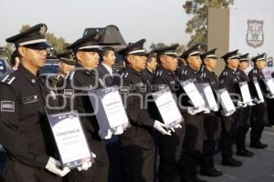 AYUNTAMIENTO . GRADUACIÓN POLICÍAS