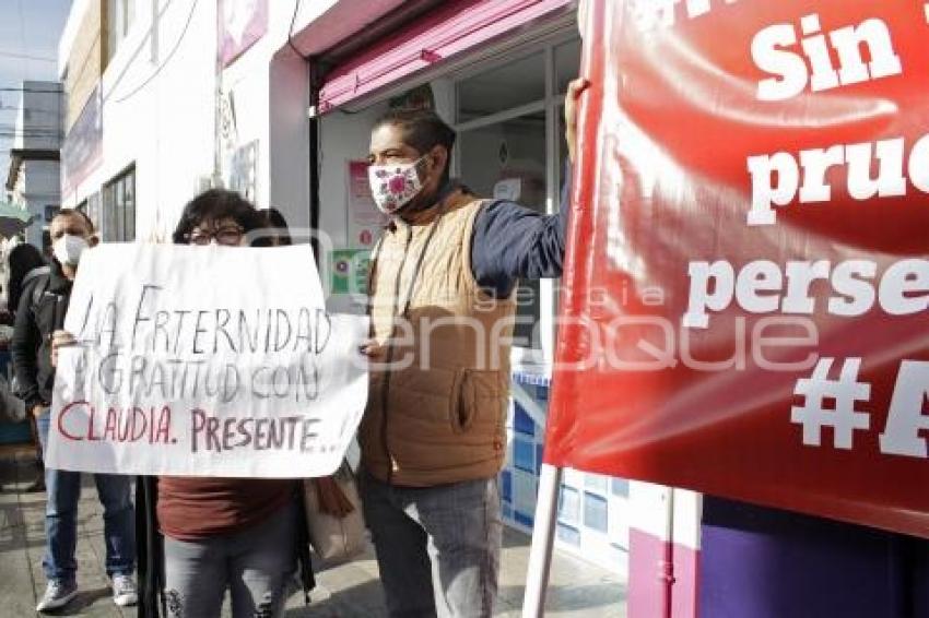 MANIFESTACIÓN . CLAUDIA RIVERA