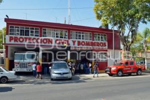 TEHUACÁN . HOMENAJE BOMBERO