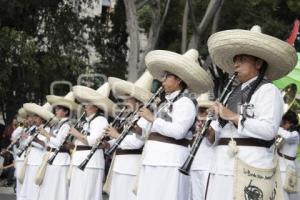 ZÓCALO . BANDA TRADICIONAL