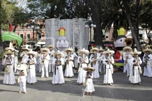 ZÓCALO . BANDA TRADICIONAL