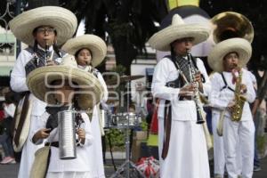 ZÓCALO . BANDA TRADICIONAL