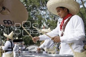 ZÓCALO . BANDA TRADICIONAL