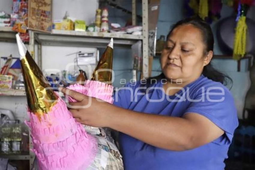 ELABORACIÓN DE PIÑATAS