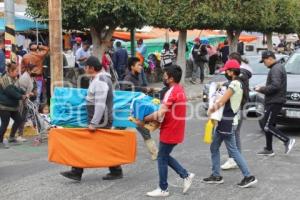 TLAXCALA . COMPRAS NAVIDEÑAS