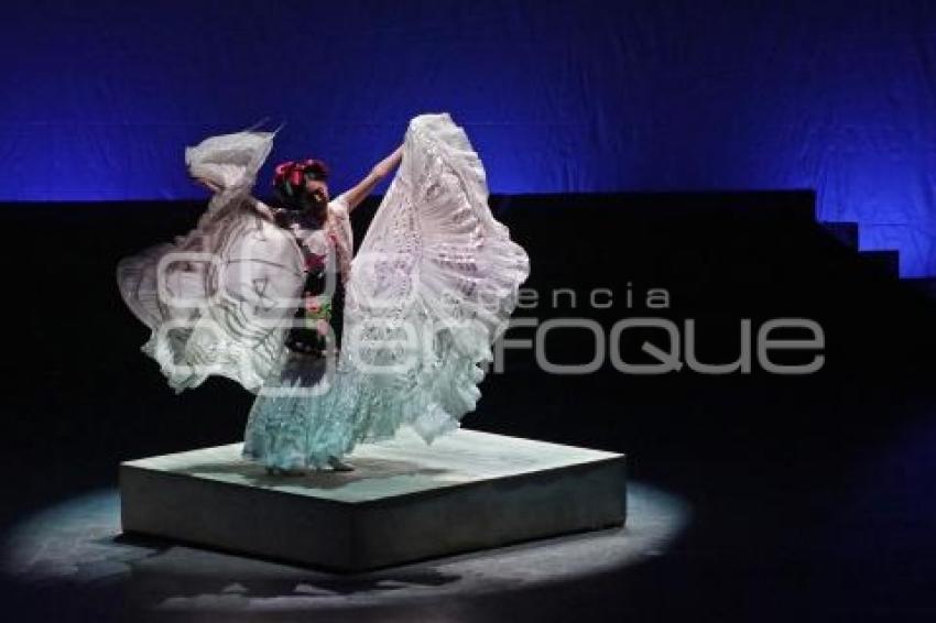 BALLET FOLKLÓRICO . AMALIA HERNÁNDEZ