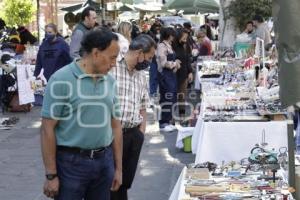 TIANGUIS LOS SAPOS