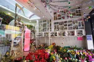 ALTAR SANTA MUERTE