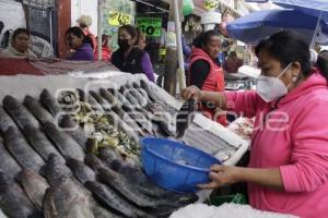 PESCADOS Y MARISCOS