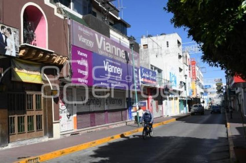 TLAXCALA . COMERCIOS CERRADOS