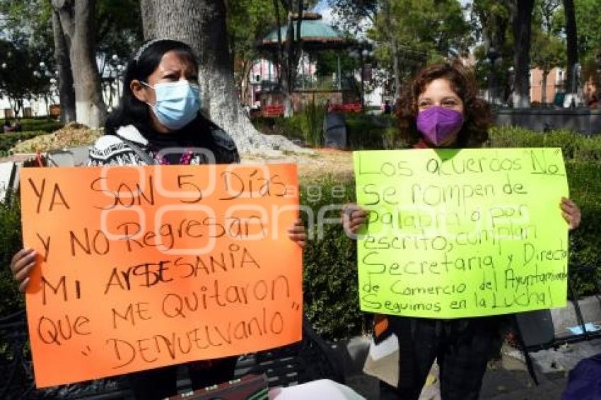 TLAXCALA . MANIFESTACIÓN ARTESANAS