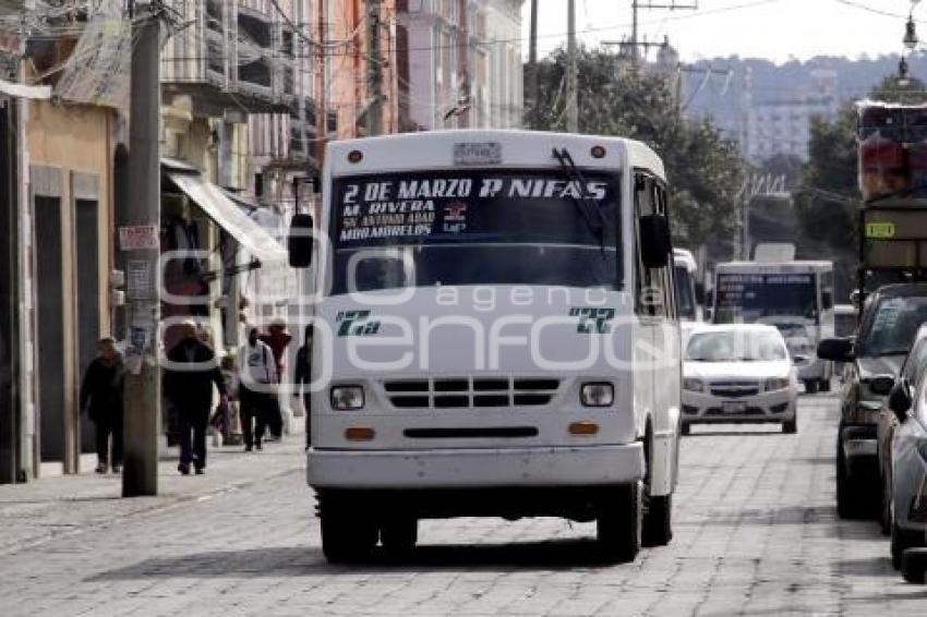 TRANSPORTE PÚBLICO