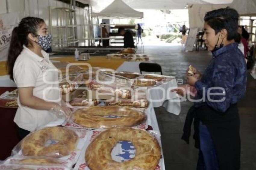 SAN PEDRO CHOLULA . FERIA DE LA ROSCA