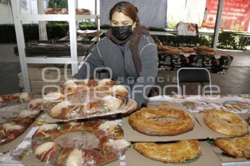 SAN PEDRO CHOLULA . FERIA DE LA ROSCA