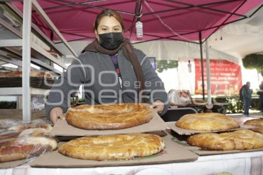 SAN PEDRO CHOLULA . FERIA DE LA ROSCA 