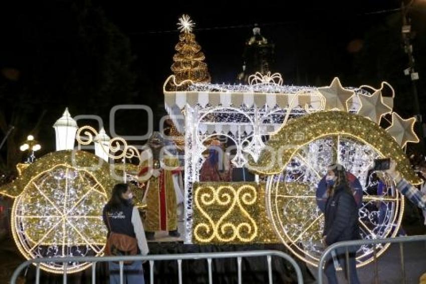 AYUNTAMIENTO . DESFILE REYES