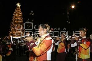 AYUNTAMIENTO . DESFILE REYES