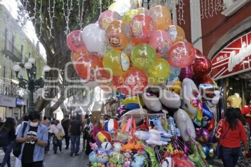 DÍA DE REYES . GLOBOS