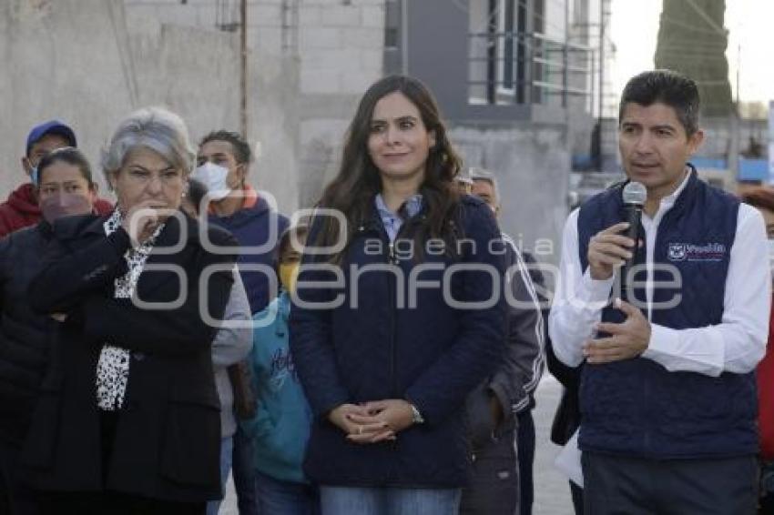 AYUNTAMIENTO . ENTREGA DE CALLES