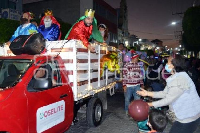 TEHUACÁN . DESFILE REYES MAGOS