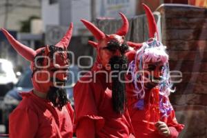 TRADICIONES . DOCE PARES DE FRANCIA
