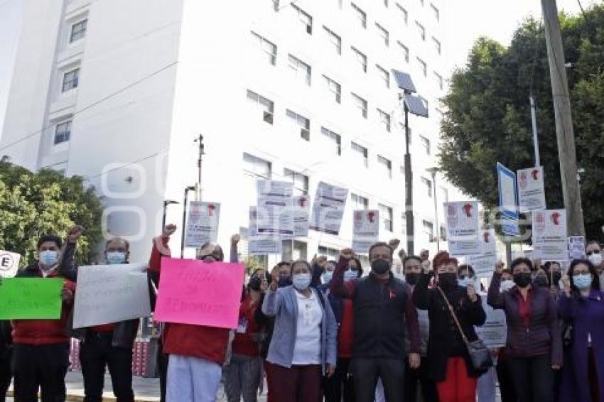 MANIFESTACIÓN ISSSTE