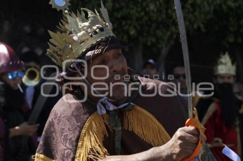 TRADICIONES . DOCE PARES DE FRANCIA
