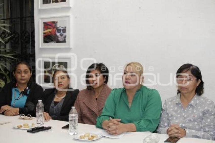 RED PLURAL DE MUJERES
