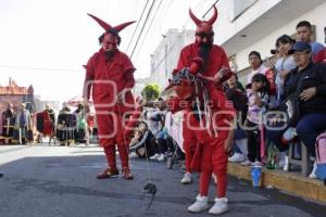 TRADICIONES . DOCE PARES DE FRANCIA