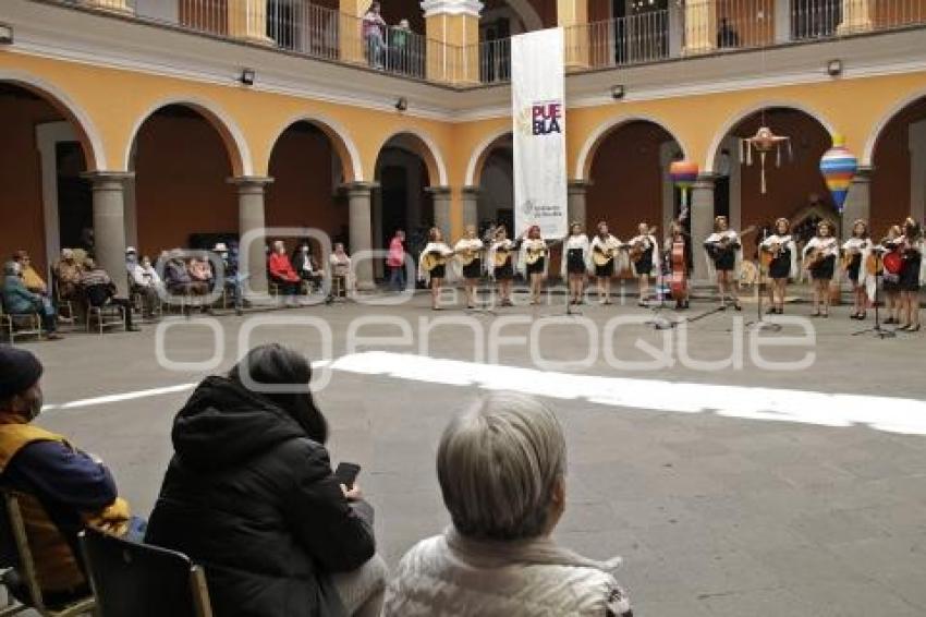 CULTURA . RONDALLA FEMENIL