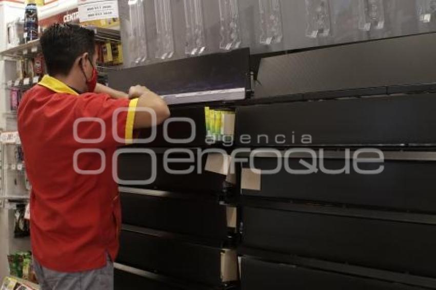 EXHIBICIÓN DE CIGARROS
