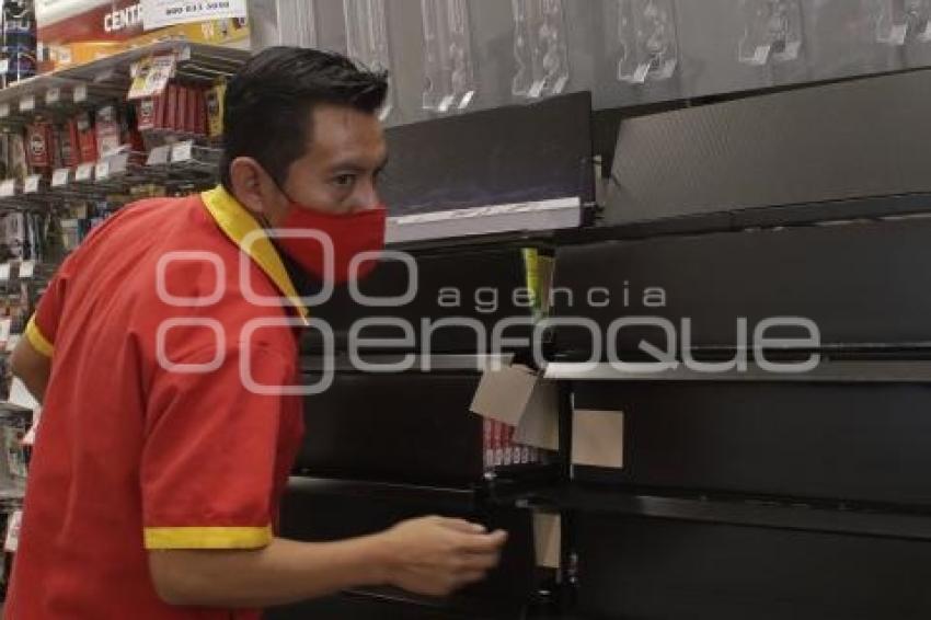 EXHIBICIÓN DE CIGARROS
