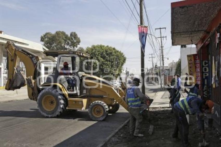 AYUNTAMIENTO . PAVIMENTACIÓN 14 ORIENTE