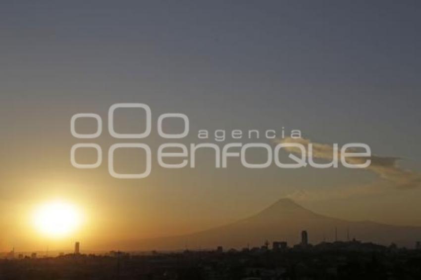 VOLCÁN POPOCATÉPETL . ATARDECER